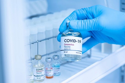Plus de 8 791 milliards de VND transférés au Fonds de vaccins anti-COVID-19